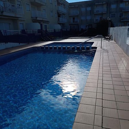 L'Apartament De La Iaia Sant Jaume d'Enveja Buitenkant foto