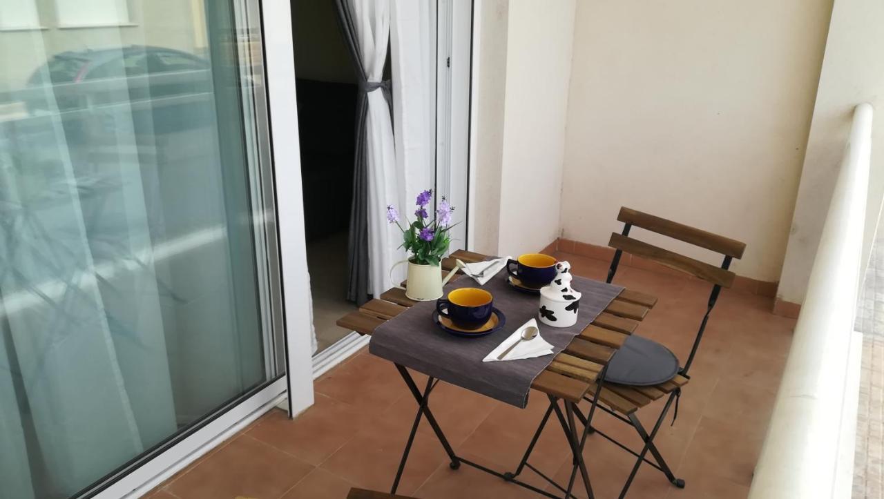 L'Apartament De La Iaia Sant Jaume d'Enveja Buitenkant foto